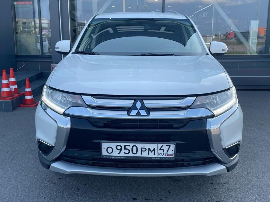 Mitsubishi Outlander III Рестайлинг 2 Санкт-Петербург  - изображение 1