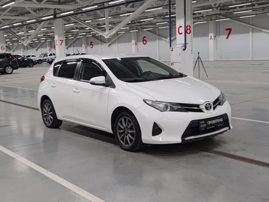 Toyota Auris II Казань  - изображение 3