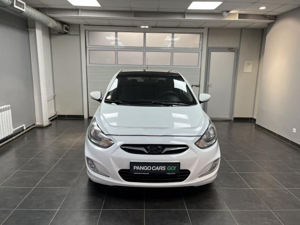Hyundai Solaris I с пробегом 2012 года, цена 729 000 рублей, 184100 км, хэтчбек, Автокод Объявления