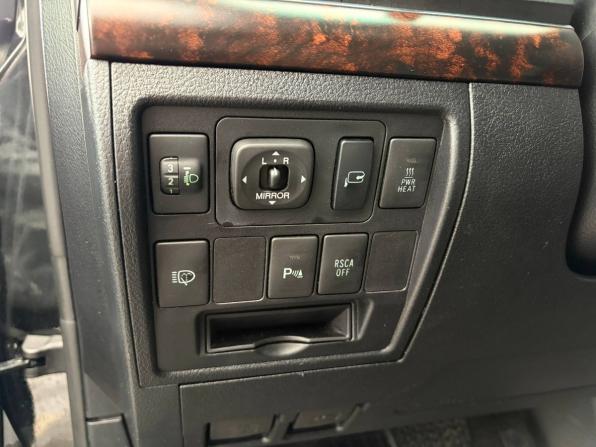 Toyota Land Cruiser 200 Series с пробегом 2009 года, цена 2 350 000 рублей, 425000 км, внедорожник, Автокод Объявления