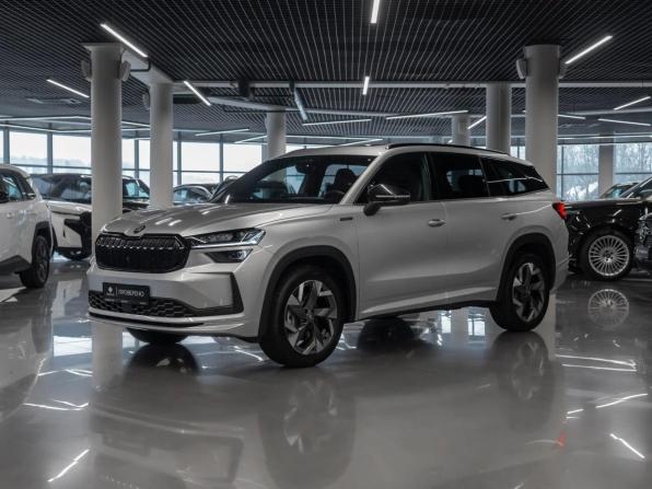 Skoda Kodiaq II с пробегом 2025 года, цена 6 250 000 рублей, 100 км, внедорожник, Автокод Объявления