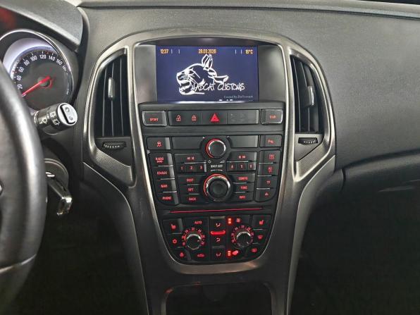 Opel Astra J с пробегом 2011 года, цена 599 000 рублей, 217000 км, хэтчбек, Автокод Объявления