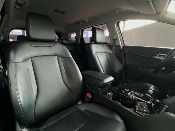 Kia Sportage V с пробегом 2023 года, цена 3 450 000 рублей, 43000 км, внедорожник, Автокод Объявления