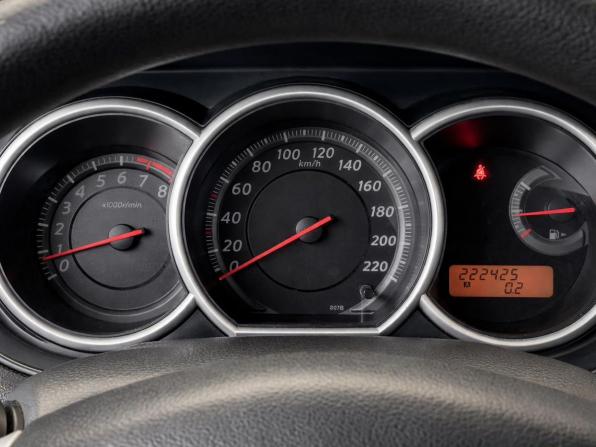 Nissan Tiida I с пробегом 2010 года, цена 597 000 рублей, 222425 км, седан, Автокод Объявления