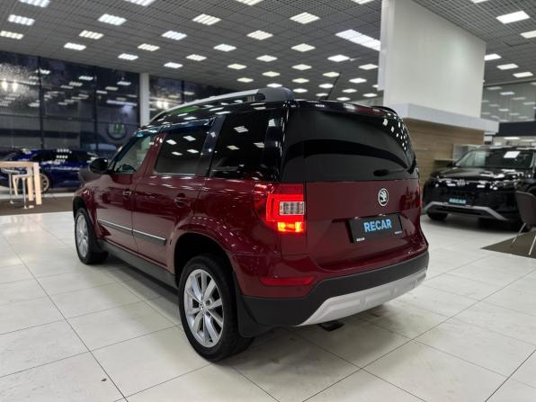 Skoda Yeti I Рестайлинг с пробегом 2017 года, цена 1 195 000 рублей, 168151 км, внедорожник, Автокод Объявления