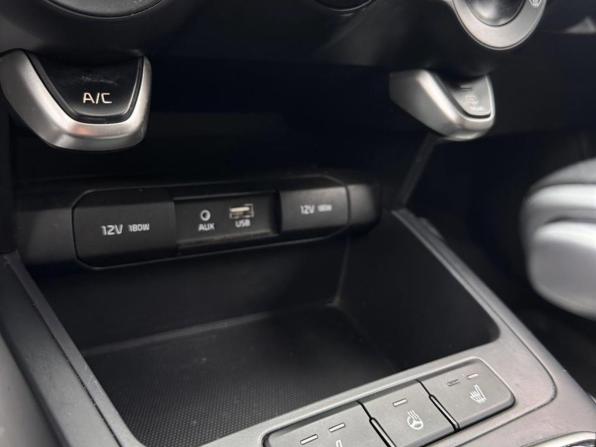 Kia Rio IV Рестайлинг с пробегом 2020 года, цена 1 749 000 рублей, 65498 км, хэтчбек, Автокод Объявления
