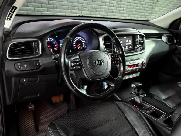 Kia Sorento III Prime Рестайлинг с пробегом 2019 года, цена 2 500 000 рублей, 176355 км, внедорожник, Автокод Объявления