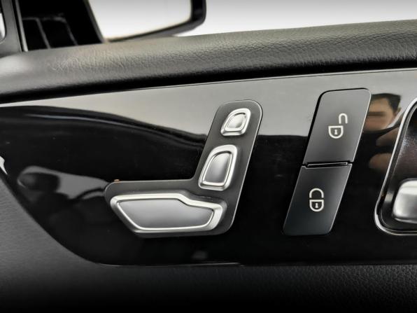 Toyota Land Cruiser Prado 150 Series Рестайлинг 2 с пробегом 2020 года, цена 6 170 000 рублей, 54239 км, внедорожник, Автокод Объявления