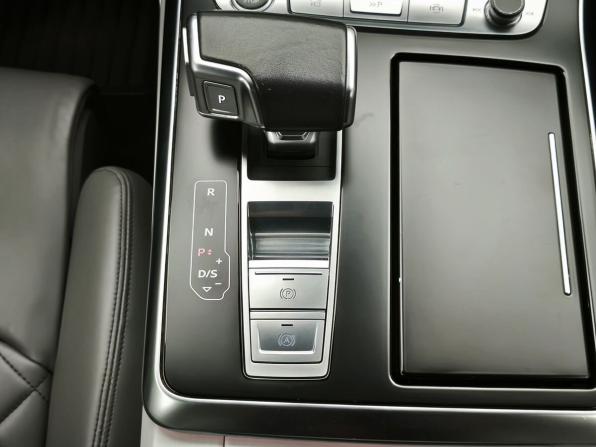 Audi Q8 I (4M) с пробегом 2021 года, цена 6 998 000 рублей, 94479 км, внедорожник, Автокод Объявления