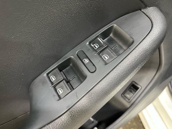 Volkswagen Jetta VI с пробегом 2012 года, цена 920 000 рублей, 172296 км, седан, Автокод Объявления