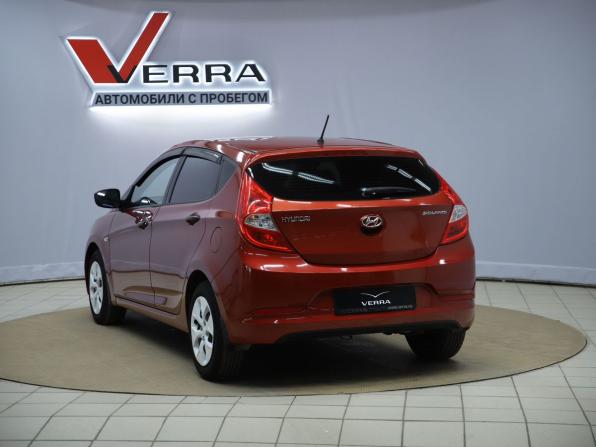Hyundai Solaris I с пробегом 2014 года, цена 900 000 рублей, 99315 км, хэтчбек, Автокод Объявления