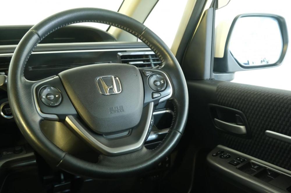 Honda Stepwgn V Омск  - изображение 14