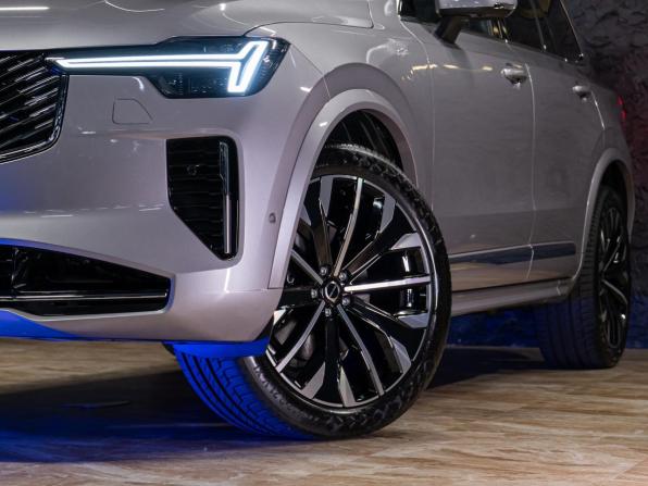 Новый Volvo XC90 II Рестайлинг 2 2026 года, цена 11 250 000 рублей, внедорожник, Автокод Объявления