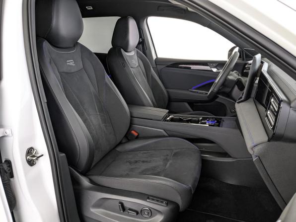 Volkswagen Tiguan III (China Market) с пробегом 2025 года, цена 4 650 000 рублей, 9741 км, внедорожник, Автокод Объявления