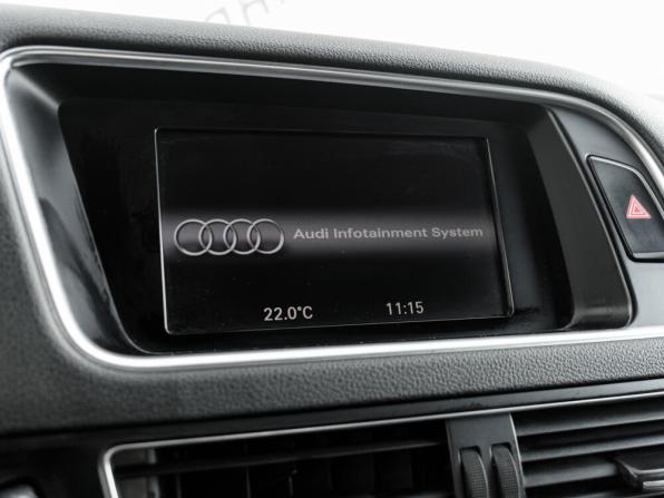 Audi Q5 I (8R) с пробегом 2010 года, цена 1 380 000 рублей, 246154 км, внедорожник, Автокод Объявления
