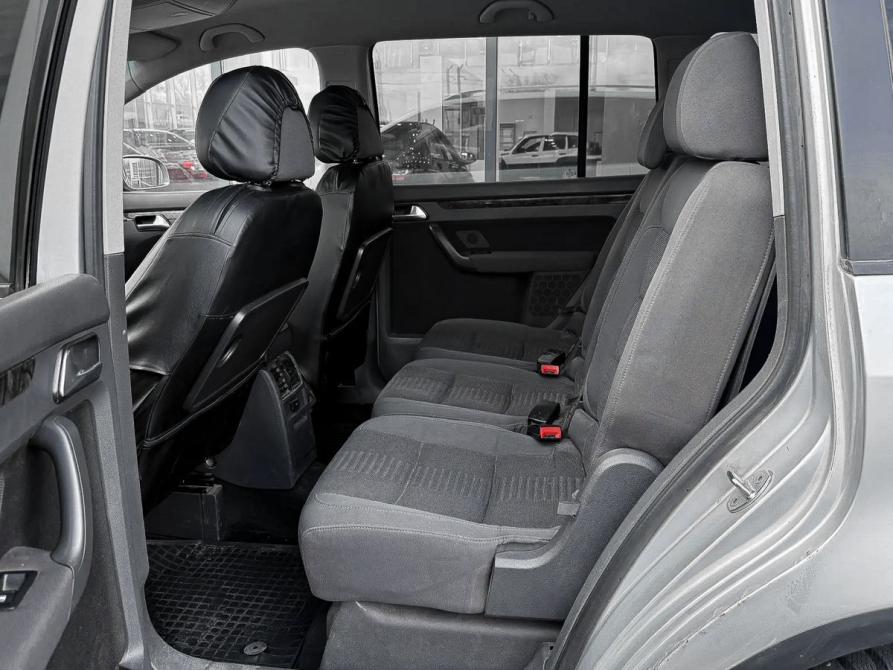 Volkswagen Touran I Рестайлинг Курган  - изображение 11
