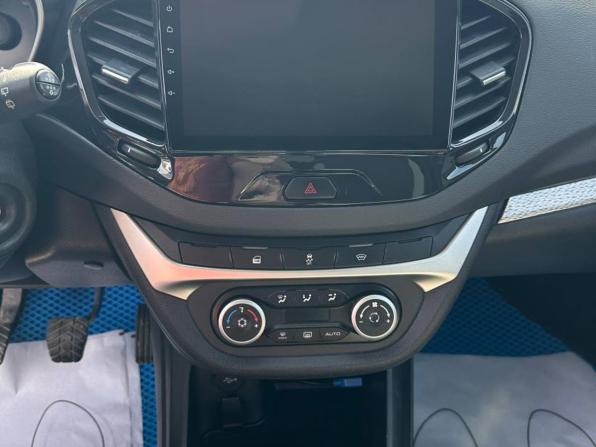 Lada (ВАЗ) Vesta I с пробегом 2020 года, цена 1 122 000 рублей, 112418 км, универсал, Автокод Объявления