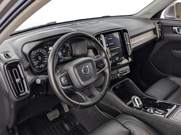Volvo XC40 I с пробегом 2020 года, цена 3 155 000 рублей, 111143 км, внедорожник, Автокод Объявления