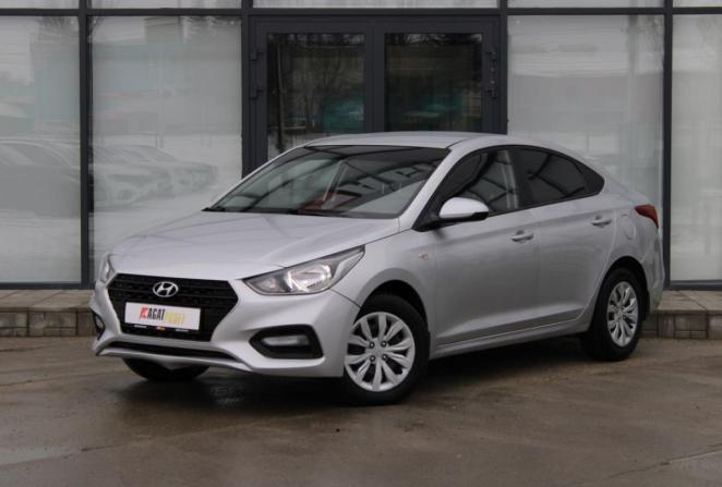 Hyundai Solaris II с пробегом 2018 года, цена 1 035 000 рублей, 138455 км, седан, Автокод Объявления