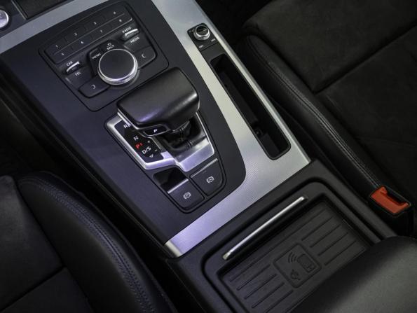 Audi Q5 II (FY) с пробегом 2017 года, цена 3 099 000 рублей, 102000 км, внедорожник, Автокод Объявления