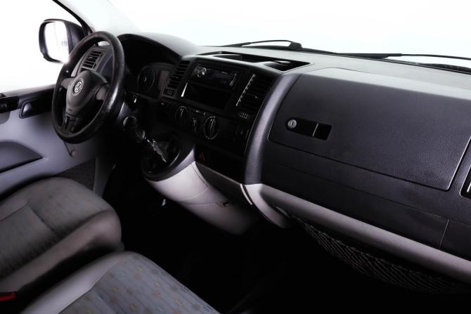 Volkswagen Transporter T5 Рестайлинг с пробегом 2010 года, цена 1 599 000 рублей, 355000 км, фургон, Автокод Объявления