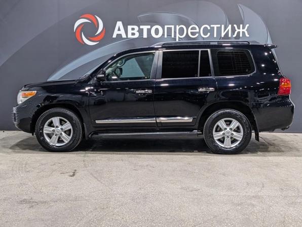 Toyota Land Cruiser 200 Series Рестайлинг 1 с пробегом 2012 года, цена 3 190 000 рублей, 391615 км, внедорожник, Автокод Объявления