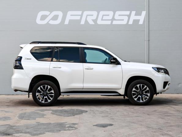 Toyota Land Cruiser Prado 150 Series Рестайлинг 3 с пробегом 2021 года, цена 7 780 000 рублей, 110026 км, внедорожник, Автокод Объявления