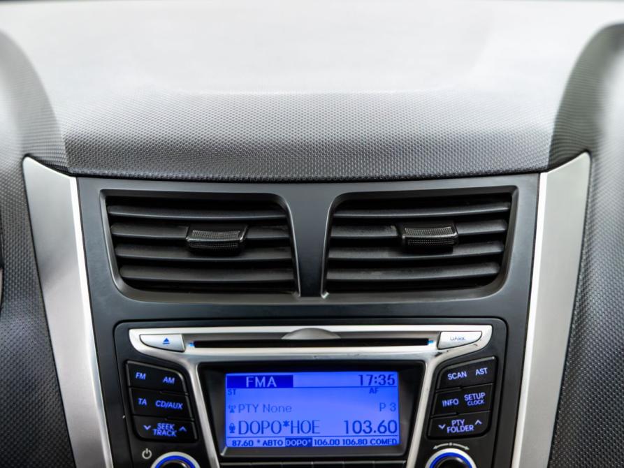 Hyundai Solaris I Волгоград  - изображение 21