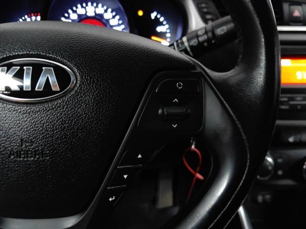 Kia Ceed II Рестайлинг с пробегом 2016 года, цена 1 099 000 рублей, 152456 км, хэтчбек, Автокод Объявления