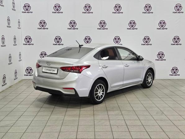 Hyundai Solaris II с пробегом 2017 года, цена 1 095 000 рублей, 178508 км, седан, Автокод Объявления
