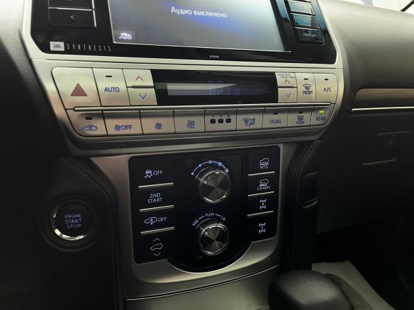 Toyota Land Cruiser Prado 150 Series Рестайлинг 2 с пробегом 2018 года, цена 5 700 000 рублей, 123150 км, внедорожник, Автокод Объявления
