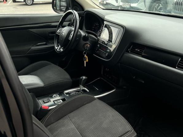 Mitsubishi Outlander III Рестайлинг 3 с пробегом 2019 года, цена 1 637 000 рублей, 308009 км, внедорожник, Автокод Объявления