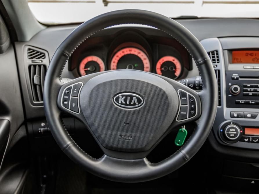 Kia Ceed I Волгоград  - изображение 16