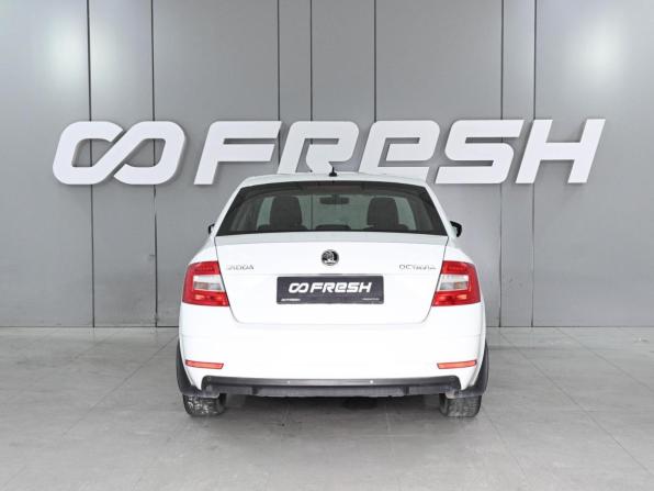 Skoda Octavia III (A7) Рестайлинг с пробегом 2019 года, цена 1 820 000 рублей, 78691 км, лифтбек, Автокод Объявления