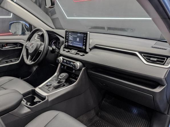 Toyota RAV4 V (XA50) с пробегом 2020 года, цена 3 355 000 рублей, 69622 км, внедорожник, Автокод Объявления