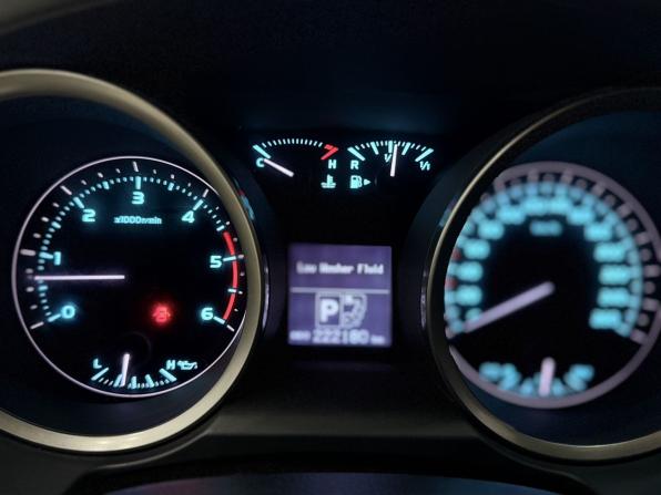 Toyota Land Cruiser 200 Series с пробегом 2011 года, цена 3 730 000 рублей, 222180 км, внедорожник, Автокод Объявления