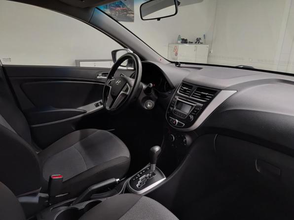 Hyundai Solaris I с пробегом 2012 года, цена 783 000 рублей, 152440 км, хэтчбек, Автокод Объявления
