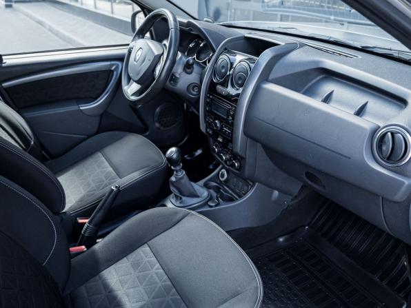 Renault Duster I Рестайлинг с пробегом 2016 года, цена 1 149 000 рублей, 133410 км, внедорожник, Автокод Объявления