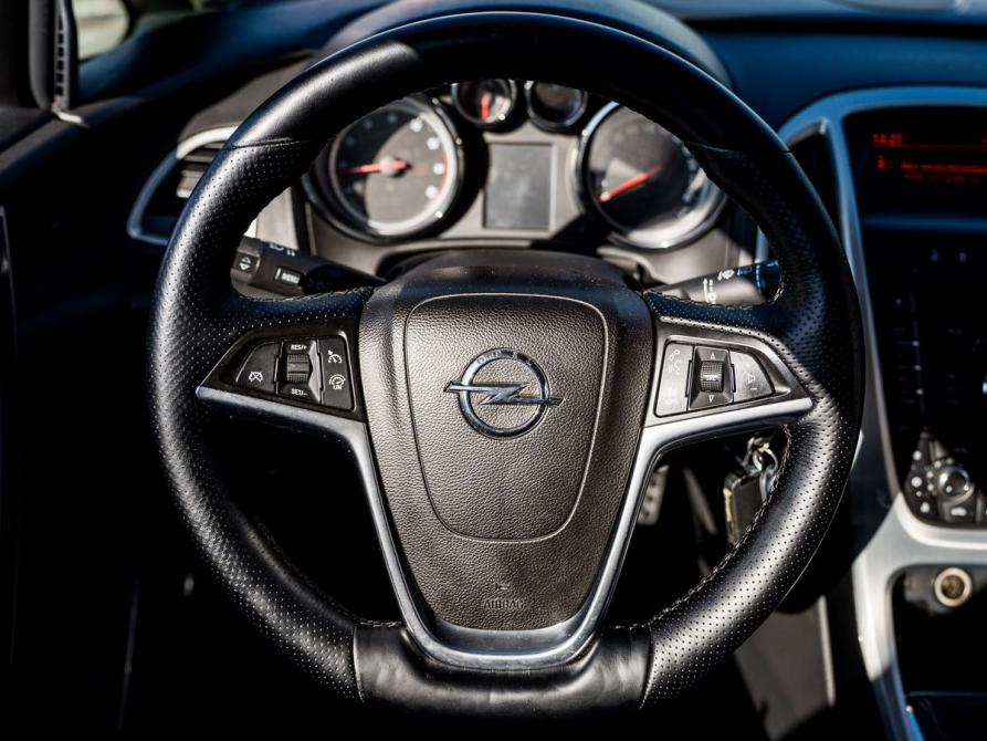 Opel Astra J Рестайлинг Ростов-на-Дону  - изображение 8