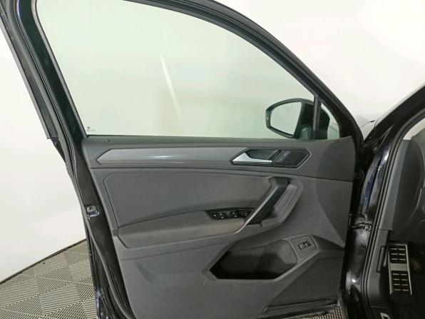 Volkswagen Tiguan II с пробегом 2019 года, цена 2 699 000 рублей, 51000 км, внедорожник, Автокод Объявления