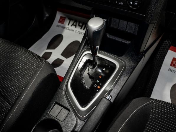 Toyota Auris II с пробегом 2013 года, цена 1 230 000 рублей, 105300 км, хэтчбек, Автокод Объявления