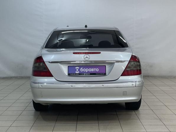 Mercedes-Benz E-Класс III (W211 S211) Рестайлинг с пробегом 2007 года, цена 800 000 рублей, 427433 км, седан, Автокод Объявления