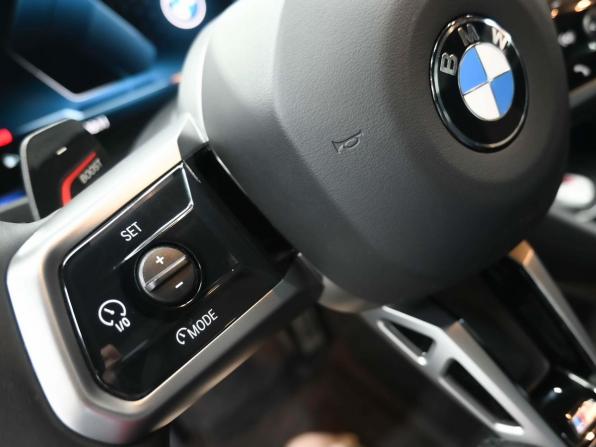 BMW 5 серии VIII (G60/G61/G68) с пробегом 2024 года, цена 7 349 900 рублей, 16911 км, седан, Автокод Объявления