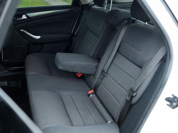Ford Mondeo IV Рестайлинг с пробегом 2012 года, цена 699 000 рублей, 240114 км, седан, Автокод Объявления