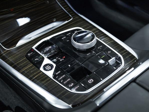 BMW X7 I (G07) Рестайлинг с пробегом 2023 года, цена 12 990 000 рублей, 6824 км, внедорожник, Автокод Объявления