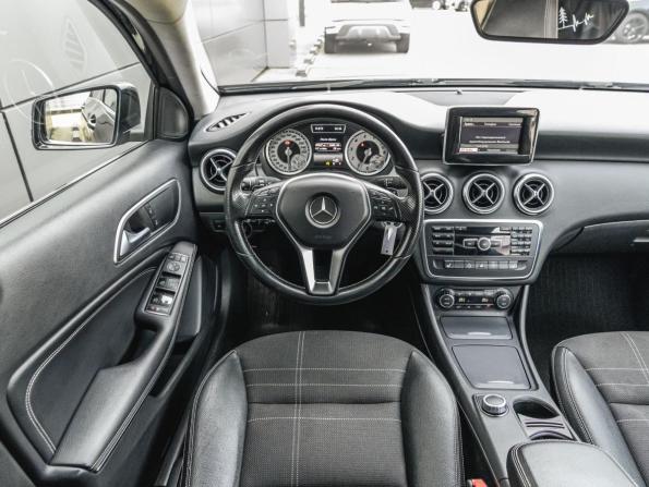 Mercedes-Benz A-Класс III (W176) Рестайлинг с пробегом 2015 года, цена 1 349 000 рублей, 209638 км, хэтчбек, Автокод Объявления