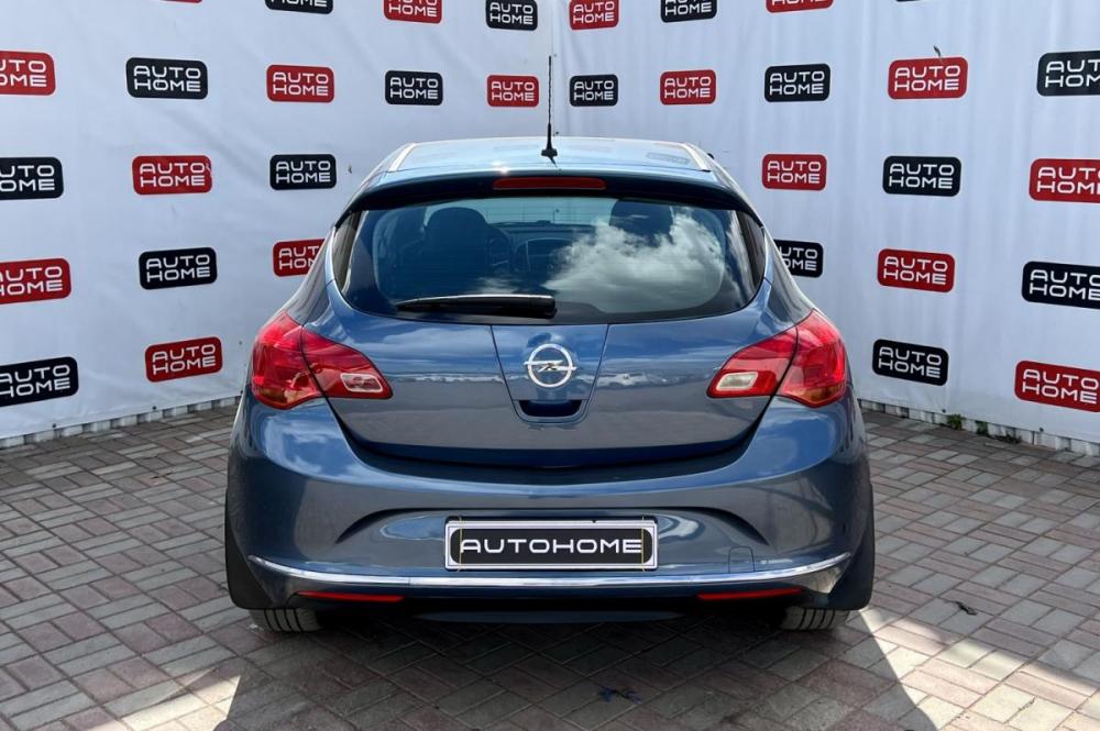 Opel Astra J Рестайлинг Санкт-Петербург  - изображение 5