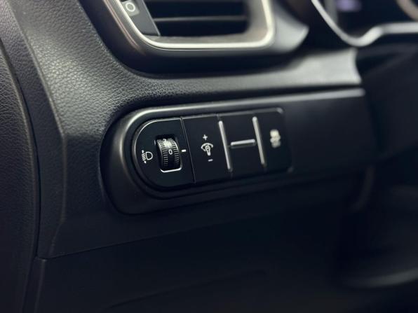 Kia Ceed III с пробегом 2018 года, цена 1 653 000 рублей, 84890 км, хэтчбек, Автокод Объявления