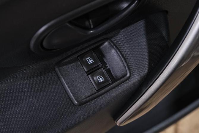 Renault Logan II с пробегом 2016 года, цена 659 000 рублей, 152000 км, седан, Автокод Объявления