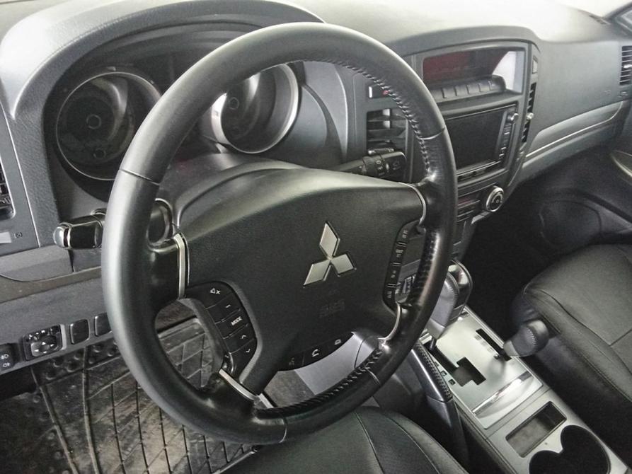 Mitsubishi Pajero IV Рестайлинг 1 Москва  - изображение 12